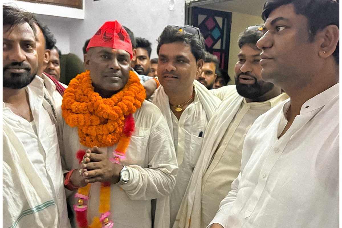 जिसे VIP सुप्रीमो मुकेश सहनी ने बुलाकर कर टिकट दिया, उनका नामांकन रद्द