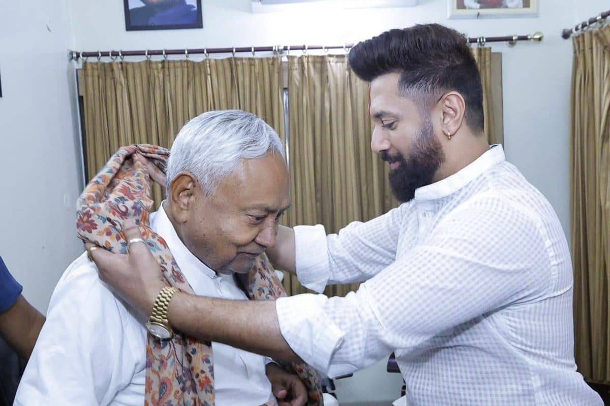 Bihar Chunav: च‍िराग के घर पहुंचे नीत‍ीश ने क्‍या कहा? देखें Video