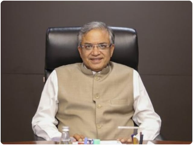 10 से 15 राज्यों में होगा SIR का ऐलान, चुनाव आयोग ने कर ली पूरी तैयारी! 10 से 15 राज्यों में होगा SIR का ऐलान, चुनाव आयोग ने कर ली पूरी तैयारी!