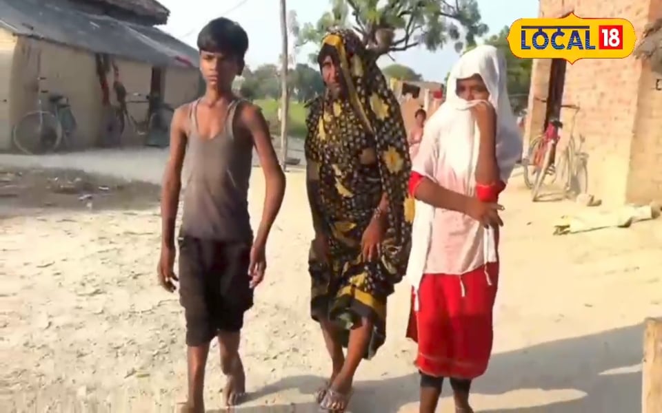 Jaunpur News : "हमें बचा लीजिए...", यूपी के इस गांव में पैदा होना 'श्राप', बड़े होते ही टेढ़े हो जाते हैं पैर, कई पीढ़ियां बर्बाद
