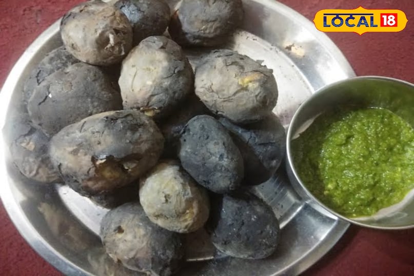 छिलका निकालकर खाते हैं ये आलू 