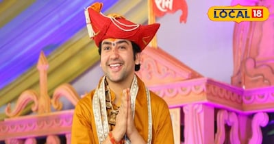 पंडित धीरेंद्र शास्त्री (फाइल फोटो)