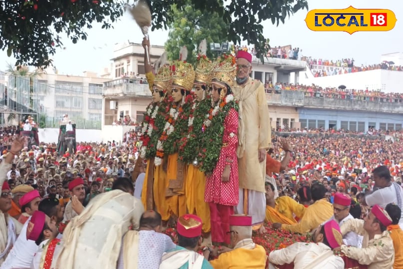 लगातार जारी है परम्परा