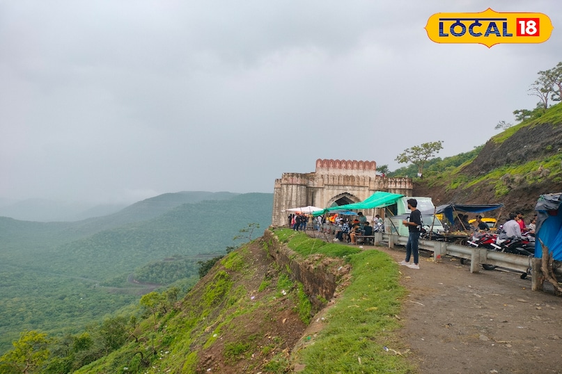 Chhota Jam Firing Rang, Vindhyachal Hills Madhya Pradesh, Jam Gate Tourist Spot, Jam Gate Firing Alert, indian army, army field firing, local18 khargone letest news, Madhya Pradesh hindi news 
