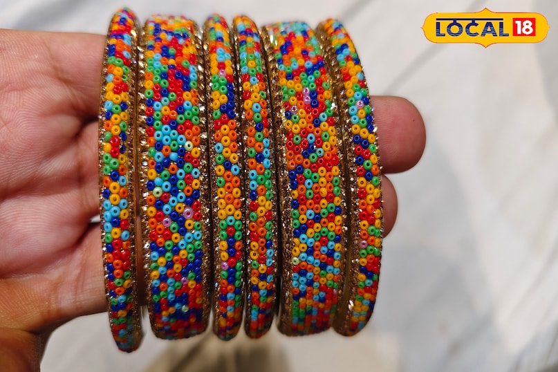 मल्टीकलर के साथ कंगन सेट