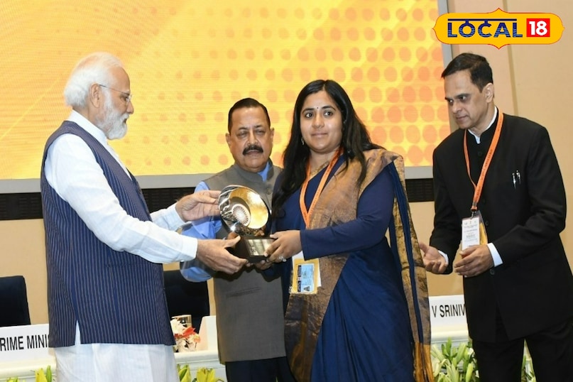 भव्या मित्तल की सक्सेस स्टोरी, इंजीनियर से कैसे आईएएस बनी भव्या मित्तल, IAS भव्या मित्तल के पति ऋषभ गुप्ता कौन है, MP की सख्त महिला अफसर,  Mp की तेजतर्रार कलेक्टर, local18, khargone letest news, Madhya Pradesh hindi news 