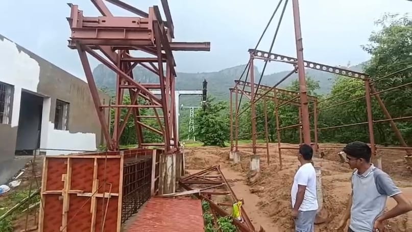 लगभग 70% काम पूरा हो चुका है लगभग 70% काम पूरा हो चुका है