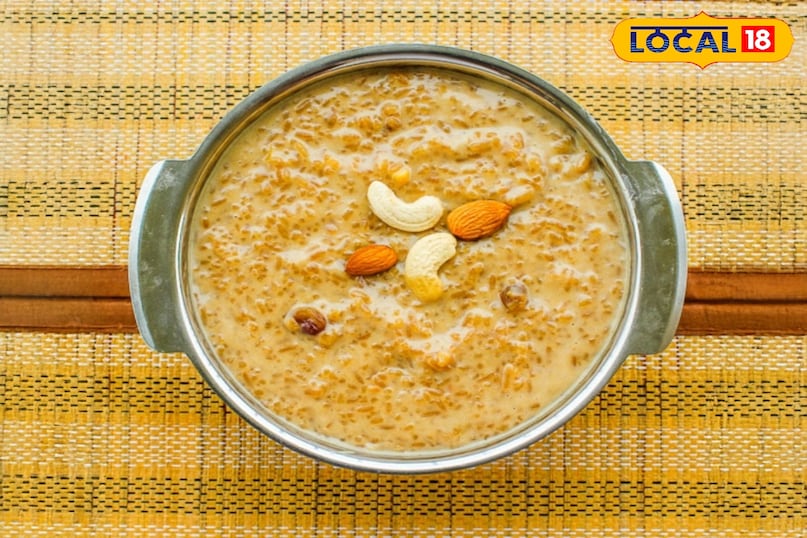 Perfect confluence of devotion and taste. This is how to make Chhath Puja's Rasiya Prasad at home. Perfect confluence of devotion and taste. This is how to make Chhath Puja's Rasiya Prasad at home.