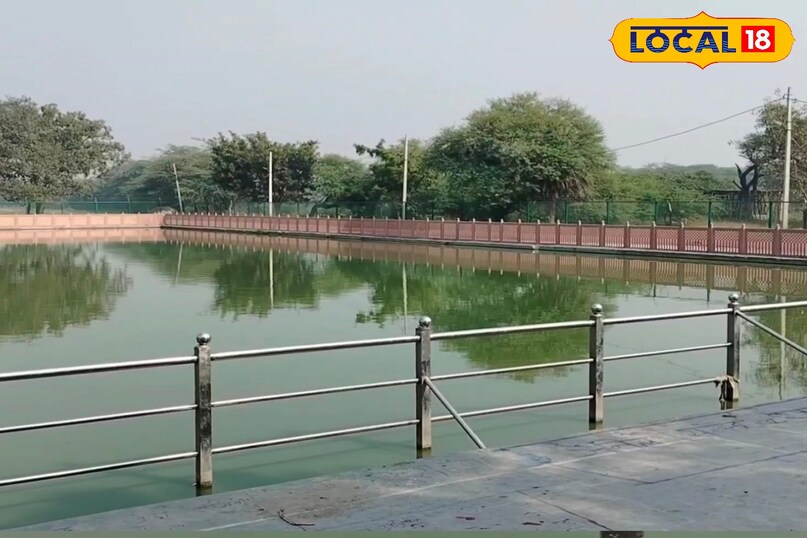 मेरठ, गगोल तीर्थ, छठ पर्व, श्रद्धालु, नहाय, खहाय, पूजा अर्चना, तैयारी, लोकल- 18,Meerut, Gagol Tirtha, Chhath festival, devotees, bathing, eating, worship, preparations, local- 18