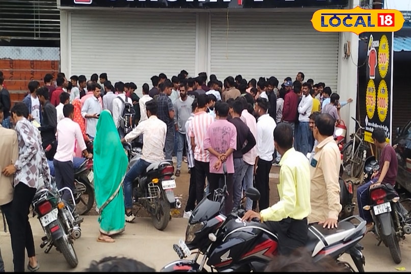 सागर में सबसे सस्ती नई कपड़े सागर में सबसे सस्ती नई कपड़े