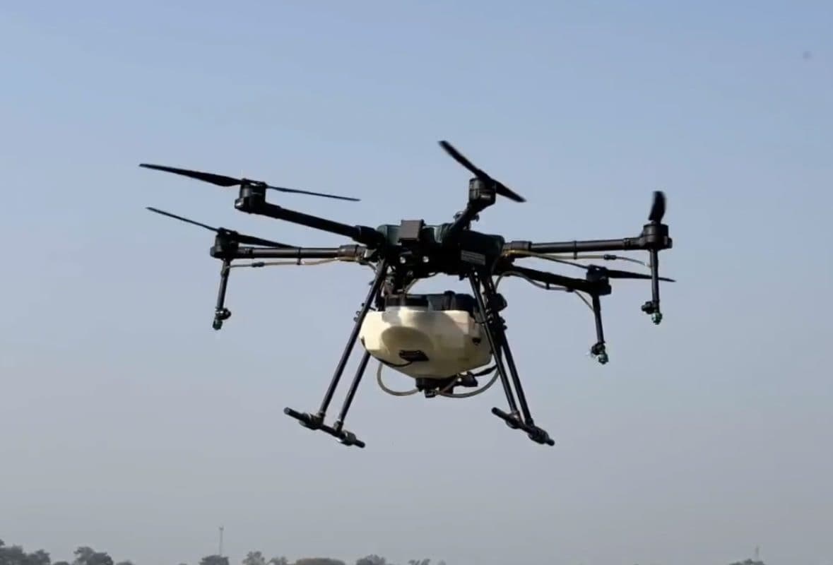 बिहार में ड्रोन दीदी जूही का कमाल...500 एकड़ में कर चुकी हैं खाद का छिड़काव