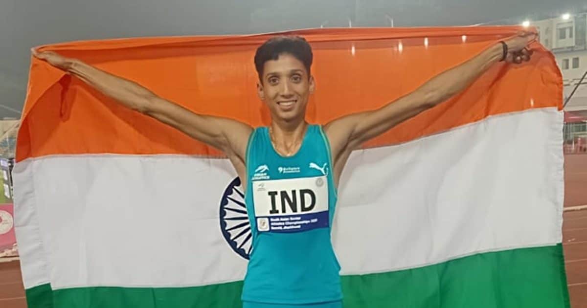 कर्ज लेकर दिलाई ट्रेनिंग, ट्रक ड्राइवर की बेटी ने जीता गोल्ड!