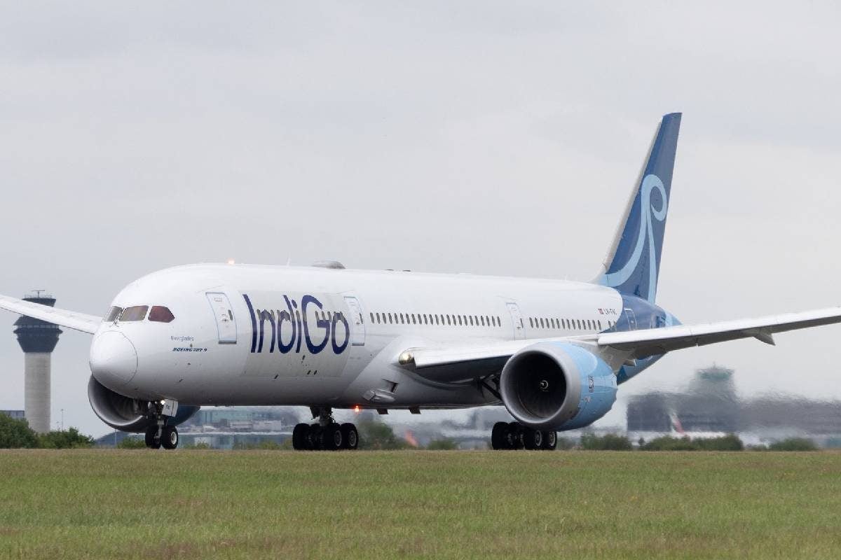 फ्लाइट लेने वालों के साथ आज हो सकता है बुरा एयरपोर्ट पर ही कट जाएगा पूरा दिन!