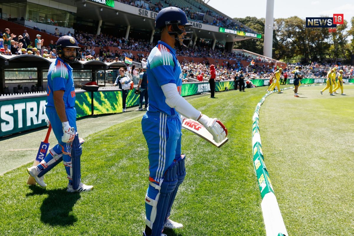 स्टार्क और हेजलवुड की कसी हुई बॉलिंग, 2 ओवर में बने सिर्फ 1 रन