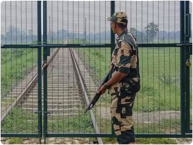 त्रिपुरा में 3 बांग्लादेशी की भीड़ हत्या के दावे को भारत ने किया खारिज त्रिपुरा में 3 बांग्लादेशी की भीड़ हत्या के दावे को भारत ने किया खारिज