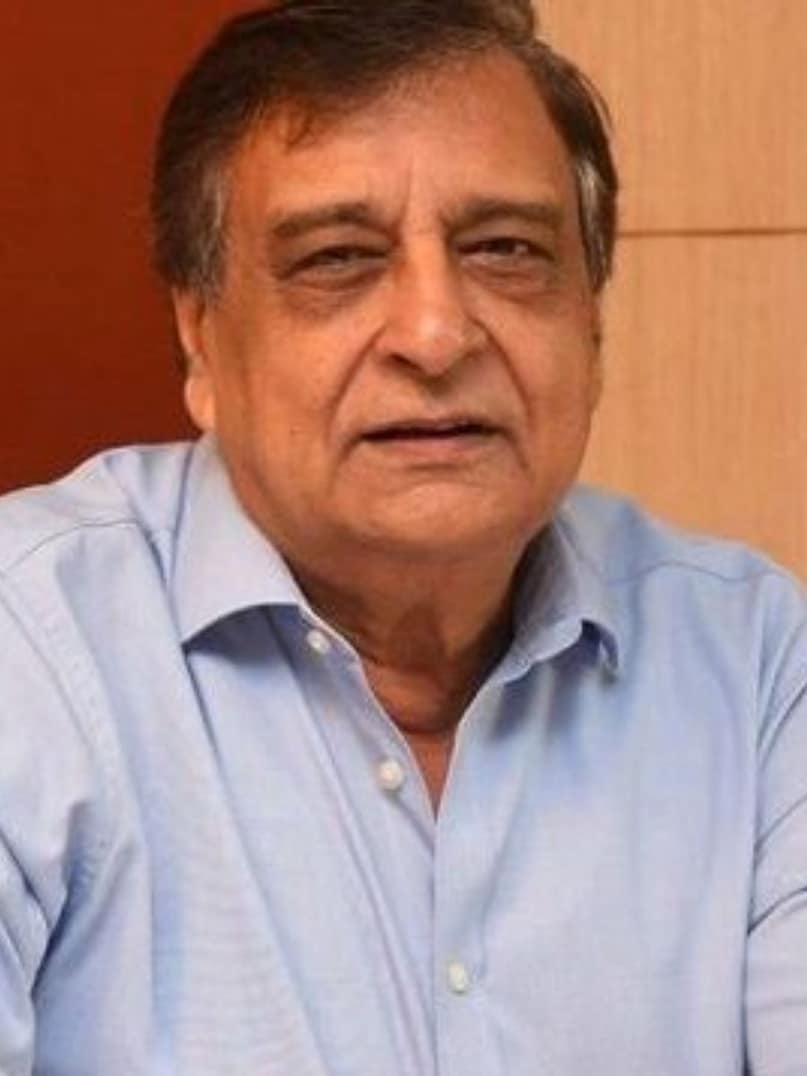 Maha Flop Film of 1986, Love and God, Maha Flop Film of 1986 Love and God, Love and God which considered jinx or manhoos, love and God took 24 years to be made, Hindi Most Cursed Movie, Sanjeev Kumar K Asif Movies, Love and God Movie Horryfing Incidents, Movie Whose Actors Died While Shooting, Most Massive Cursed Film, Love & God Film, Love and God Budget and Collection, How to Budget and Collection, How Love and God became the most heartbroken film of Bollywood