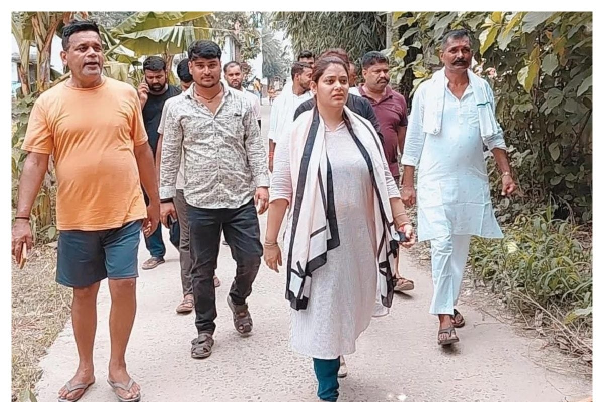जेल में बंद बाहुबली की बेटी, लंदन से पढ़ी, अब लड़ रही चुनाव, जानें शिवानी को