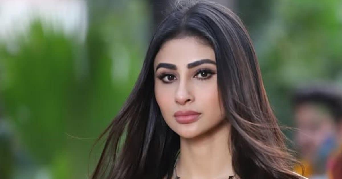 ‘Bhel of Rs 400 and Roti of Rs 100…’ Mouni Roy’s ‘Badmaash’ restaurant, heroine unveils menu card