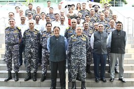 हिंदुस्तान शिपयार्ड आत्मनिर्भरता की बैकबोन, पूर्वी नौसेना कमांडर ने की समीक्षा
