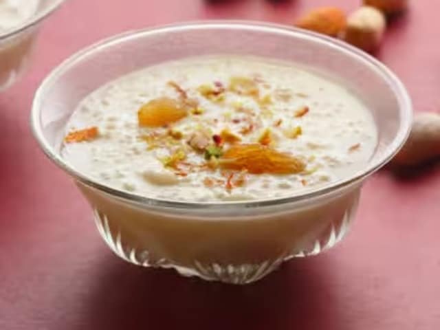 दिवाली पर जरूर ट्राई करें नारियल की खीर, सभी मांगेगे इसकी रेसिपी, नोट कर लें दिवाली पर जरूर ट्राई करें नारियल की खीर, सभी मांगेगे इसकी रेसिपी, नोट कर लें