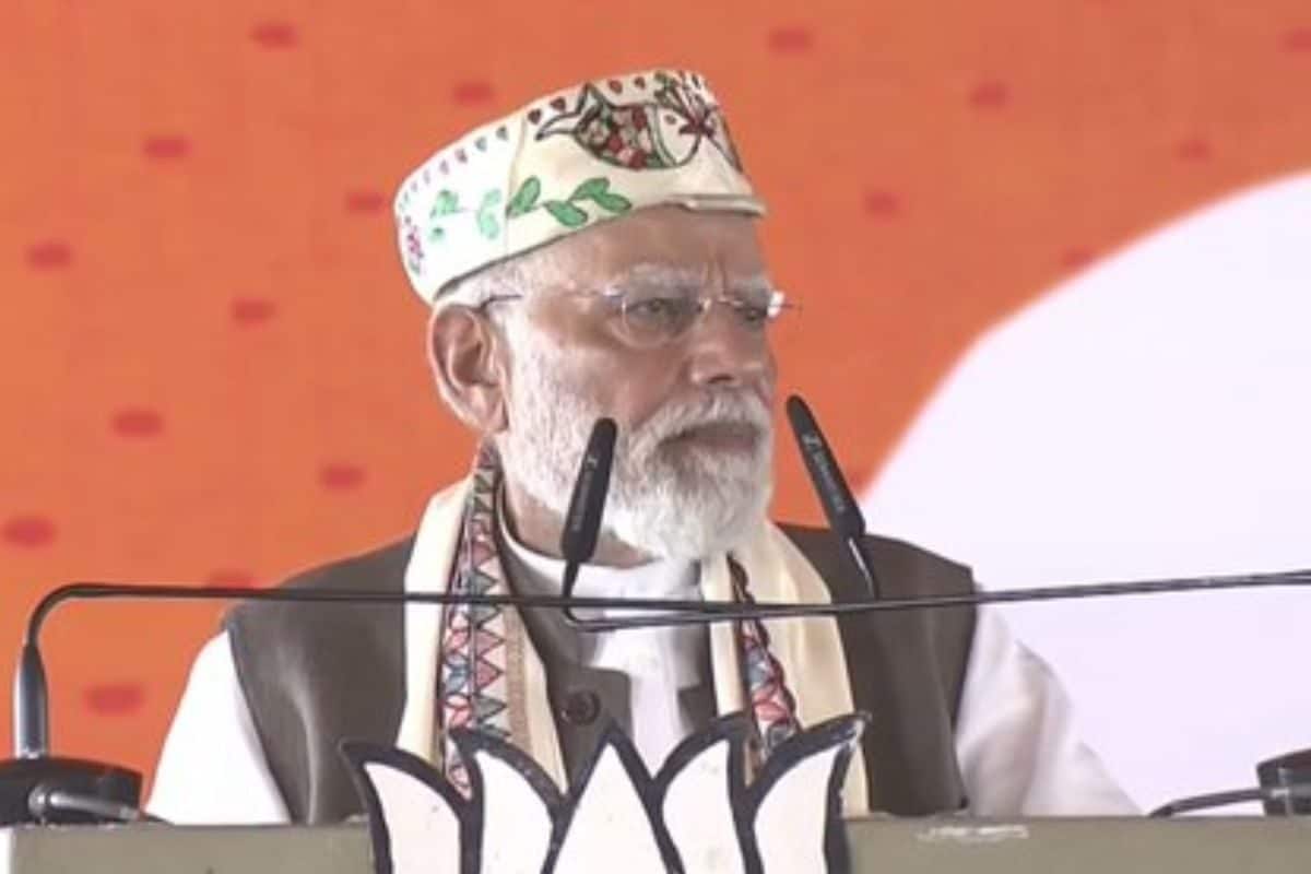 जननायक उपाधि चोरी से लेकर जंगलराज तक... लालू-तेजस्वी पर PM मोदी के 5 तीखे हमले