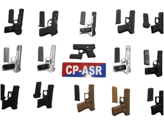 पाकिस्तान से हथियारों की तस्करी का भंडाफोड़, 1 नाबालिग सहित 7 गिरफ्तार पाकिस्तान से हथियारों की तस्करी का भंडाफोड़, 1 नाबालिग सहित 7 गिरफ्तार