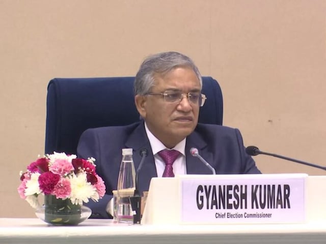 वोटर लिस्ट से किनके नाम कटेंगे? कौन जुड़ेंगे? पूरा प्रोसेस  वोटर लिस्ट से किनके नाम कटेंगे? कौन जुड़ेंगे? पूरा प्रोसेस