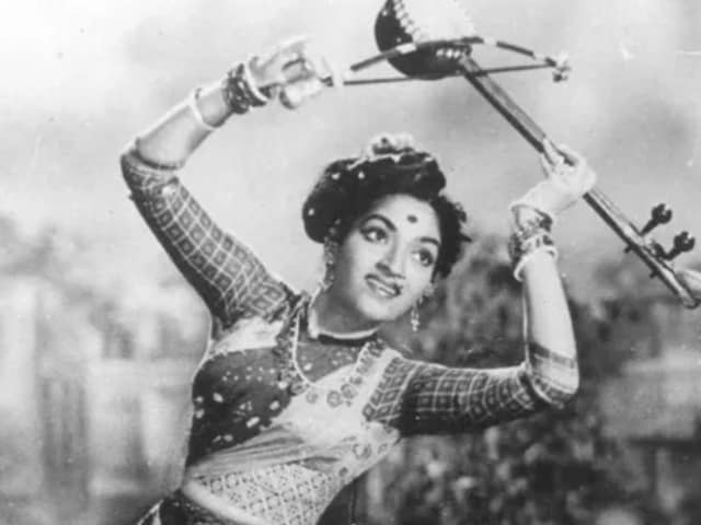 'Hey Ja Hat Nutkhat' fame Sandhya Shantaram dies, last breath at the age of 87 'Hey Ja Hat Nutkhat' fame Sandhya Shantaram dies, last breath at the age of 87