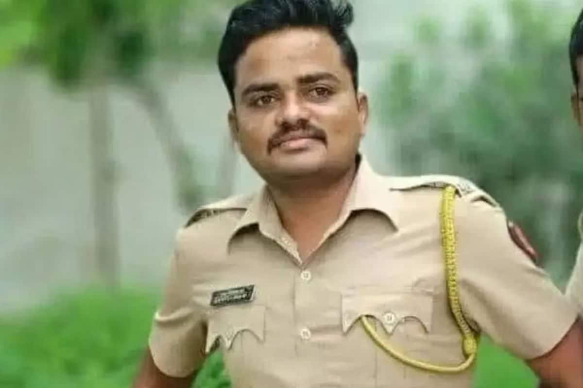 हाथ में लिखे सुसाइड नोट में था जिस शख्‍स का नाम, उसने खुद क‍िया सरेंडर