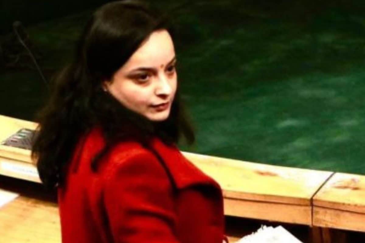 जहां ह‍िन्‍दू वहां काम क्‍यों नहीं J&K असेंबली में शगुन परिहार का हल्‍लाबोल