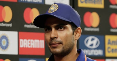 शुभमन गिल अहमदाबाद पहुंचे.