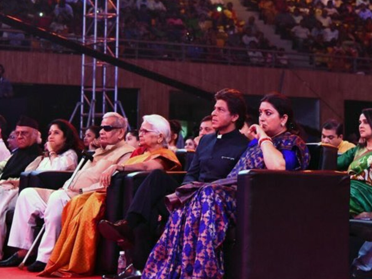 Smiriti Irani SRK Smiriti Irani SRK