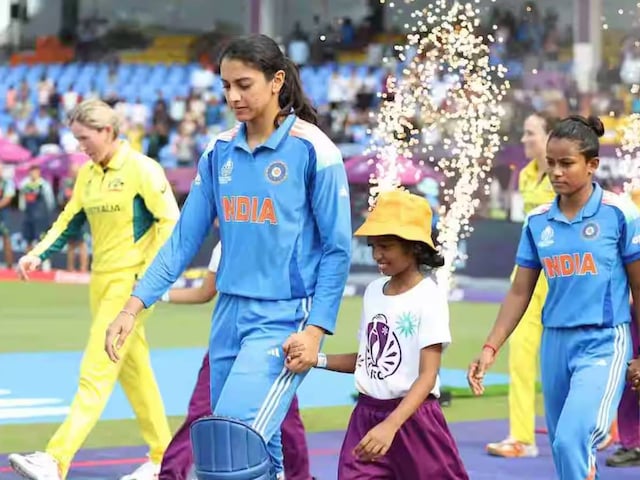 ये तो 400 वाला मैच था! 36 रन के अंदर गंवाए 6 विकेट, स्‍मृति-प्रतिका निराश
