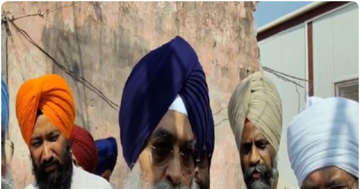 सिर ढकने के लिए रूमाल खरीदने में पैसे की बर्बादी न करें, किसने की यह अपील?