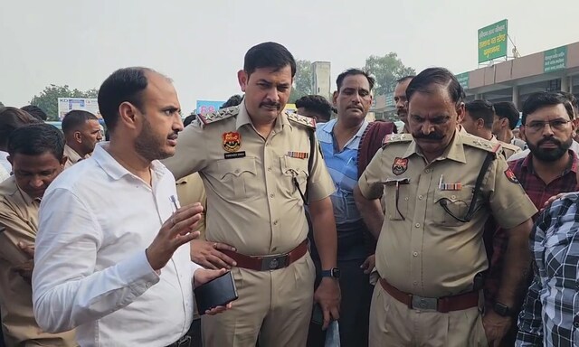 हरियाणा रोडवेज की बस के कंडक्टर को महिला पुलिस कर्मचारी ने जड़ा थप्पड़