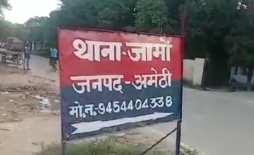 मोहब्‍बत के आगे रिश्‍ते नतमस्‍तक पति ने पत्‍नी को दिया करवा चौथ का उपहार