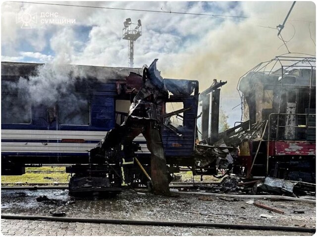 यूक्रेन पर और आक्रामक हो गया रूस, रेलवे स्टेशन और पावर ग्रिड पर बरसा दिए ड्रोन
