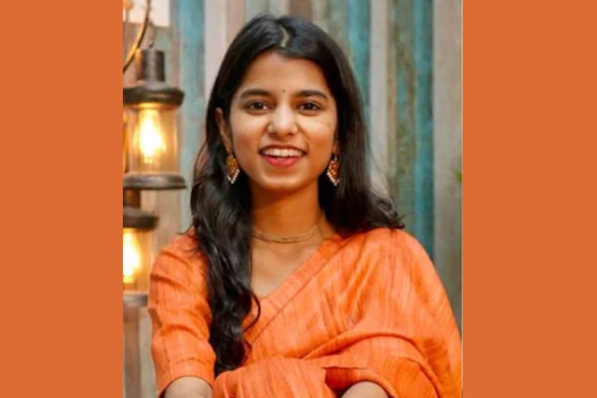 मैथिली ठाकुर बीजेपी में हुईं शामिल, प्रदेश अध्यक्ष ने दिलाई सदस्यता