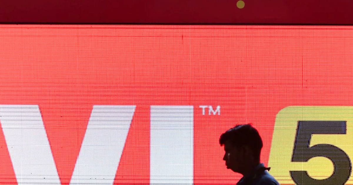 वोडा-आइडिया के 20 करोड़ ग्राहकों के लिए खुशखबरी! मिला 87695 करोड़ का तोहफा