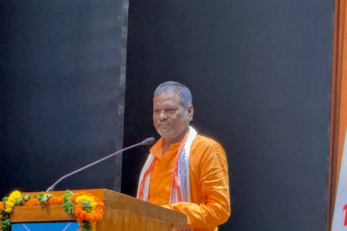 टिकट बंटवारे से नाराज JDU सांसद अजय मंडल ने दिया इस्तीफा