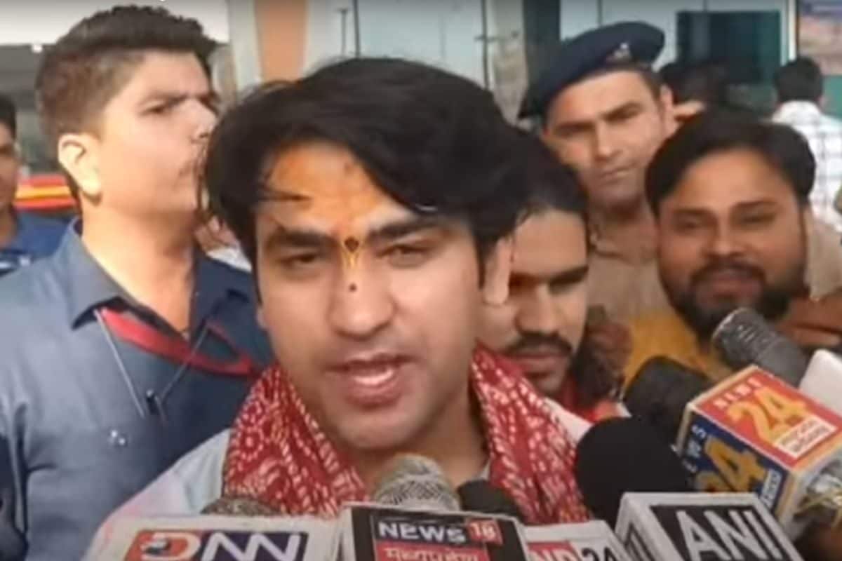 यही समय है सही समय है बाबा बागेश्वर की पाकिस्तान को नसीहत बोले