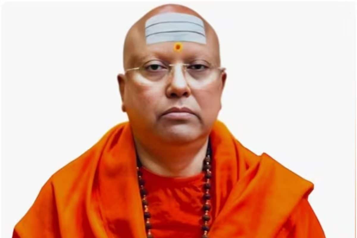 बाबा संन्यासी चैतन्यानंद के लिए जज से जेल में की किन-किन चीजों की मांग