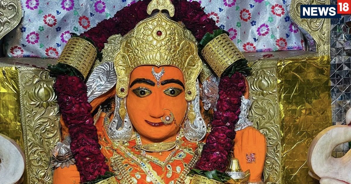 महालक्ष्मी को प्रसन्न करने के लिए यहां बनाया जाता है उल्टा स्वास्तिक, 6 भुजा और 1000 साल पुरानी मां की प्रतिमा