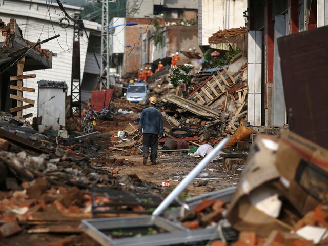 Japan shocked by earthquake, land shifted to 6.0 magnitude, created a stir