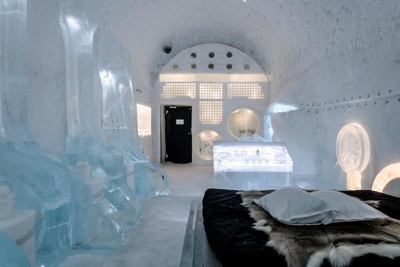 Sweden Icehotel, Sweden Icehotel per night cost, Sweden Icehotel menu, Sweden Icehotel price list, स्‍वीडन का आइसहोटल कहां बना है, स्‍वीडन के आइस होटल का किराया, स्‍वीडन के आइस होटल में खाने की कीमत, स्‍वीडन के आइस होटल में एक रात का किराया 