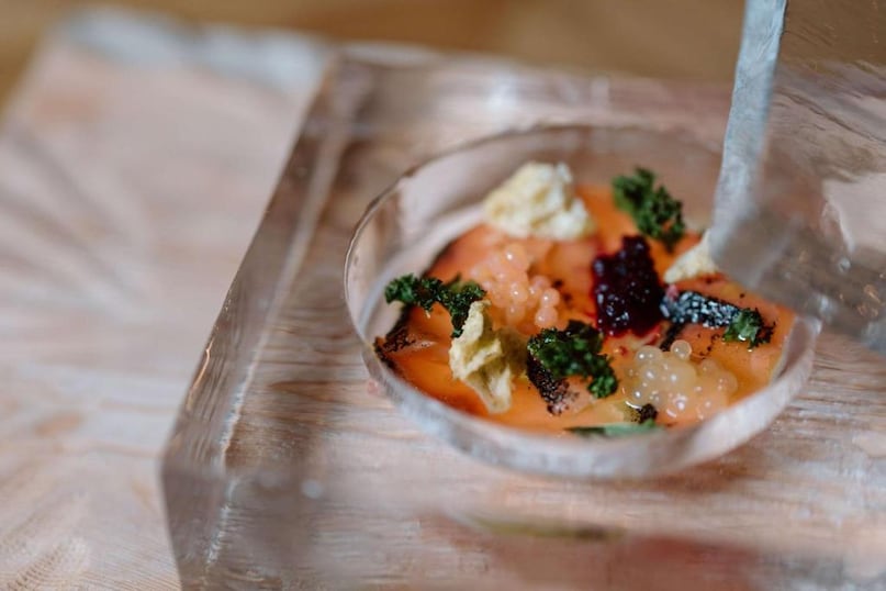 Sweden Icehotel, Sweden Icehotel per night cost, Sweden Icehotel menu, Sweden Icehotel price list, स्‍वीडन का आइसहोटल कहां बना है, स्‍वीडन के आइस होटल का किराया, स्‍वीडन के आइस होटल में खाने की कीमत, स्‍वीडन के आइस होटल में एक रात का किराया 