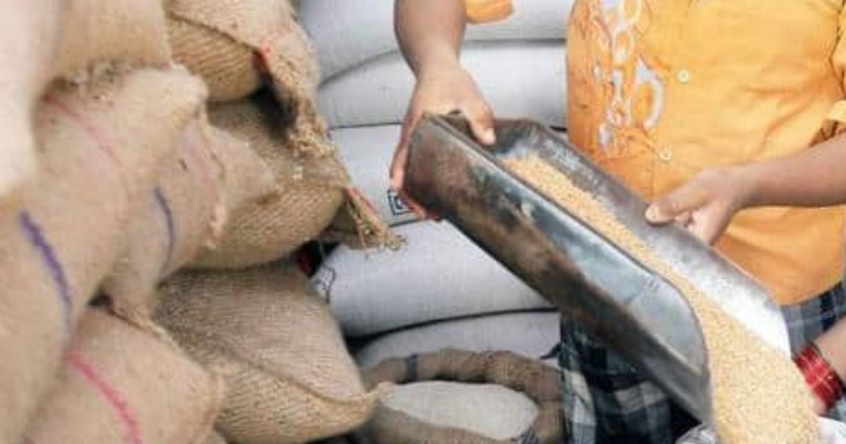 Delhi Ration Card: दिल्ली में राशन कार्ड कैसे बनवाएं? कितनी इनकम होनी ...