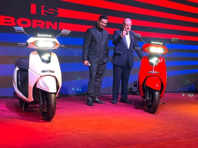 Kinetic returns with a bang in the Indian market! Opened its first showroom in Pune