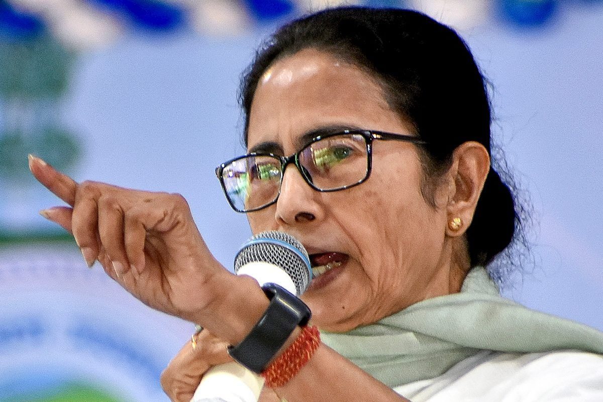SIR के नाम पर NRC की साजिश ममता का EC पर हमला लगाए गंभीर आरोप