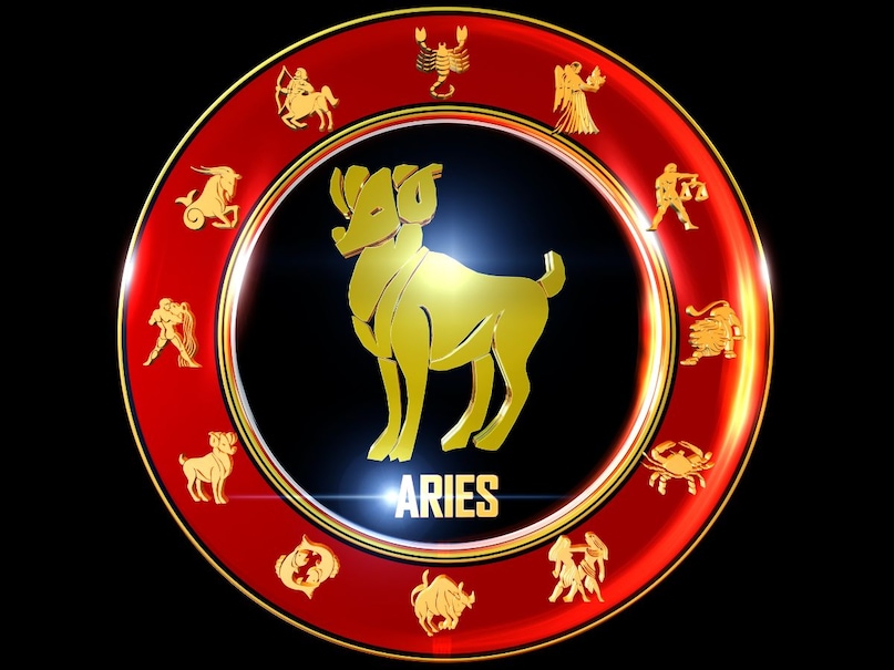 मेष राशि: इस राशि के लिए राहु के लाभ भाव में गोचर करने से आय में दोगुनी वृद्धि होने की संभावना है. व्यय भाव में शनि के गोचर के कारण छोटे-मोटे खर्च और आर्थिक नुकसान की संभावना है, लेकिन कुल मिलाकर आय अधिक रहने की संभावना है. अतिरिक्त आय के लिए उनके सभी प्रयास सफल होंगे. शेयर, सट्टे, वित्तीय लेन-देन और व्यापार में छोटे-मोटे निवेश से बहुत लाभ होने के संकेत हैं. मेष राशि: इस राशि के लिए राहु के लाभ भाव में गोचर करने से आय में दोगुनी वृद्धि होने की संभावना है. व्यय भाव में शनि के गोचर के कारण छोटे-मोटे खर्च और आर्थिक नुकसान की संभावना है, लेकिन कुल मिलाकर आय अधिक रहने की संभावना है. अतिरिक्त आय के लिए उनके सभी प्रयास सफल होंगे. शेयर, सट्टे, वित्तीय लेन-देन और व्यापार में छोटे-मोटे निवेश से बहुत लाभ होने के संकेत हैं.